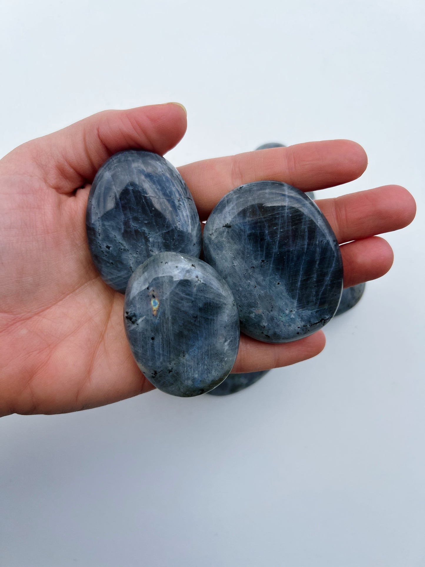 Labradorite Palmstone