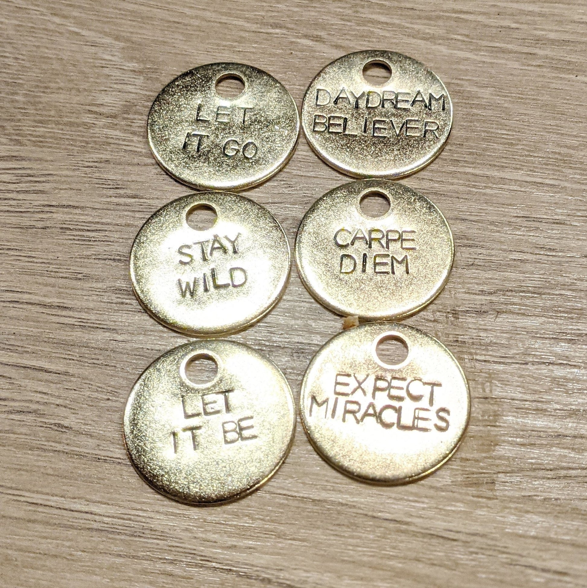 Earth Day Gift Keychain - Freehand Market -Freehand Market